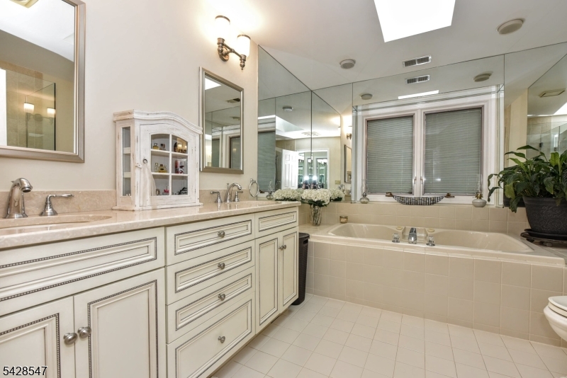 Apple Ridge - Residential