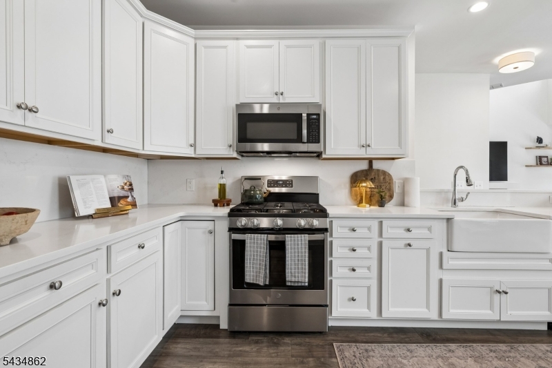 HILLTOP AT CEDAR GROVE - Residential