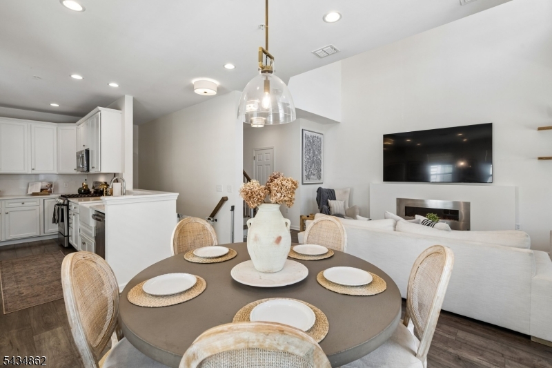HILLTOP AT CEDAR GROVE - Residential