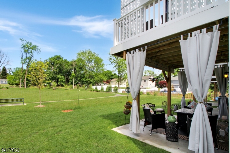 Hackettstown Crossing - Residential