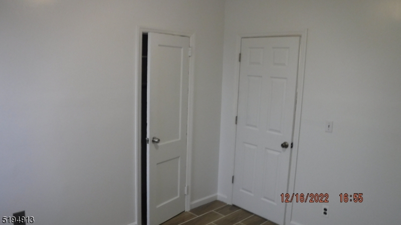 Lakeview - Residential Lease