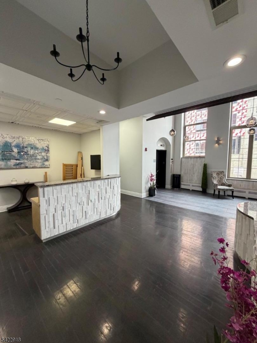 UNK - Residential
