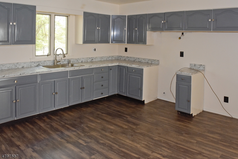 Ironia - Residential