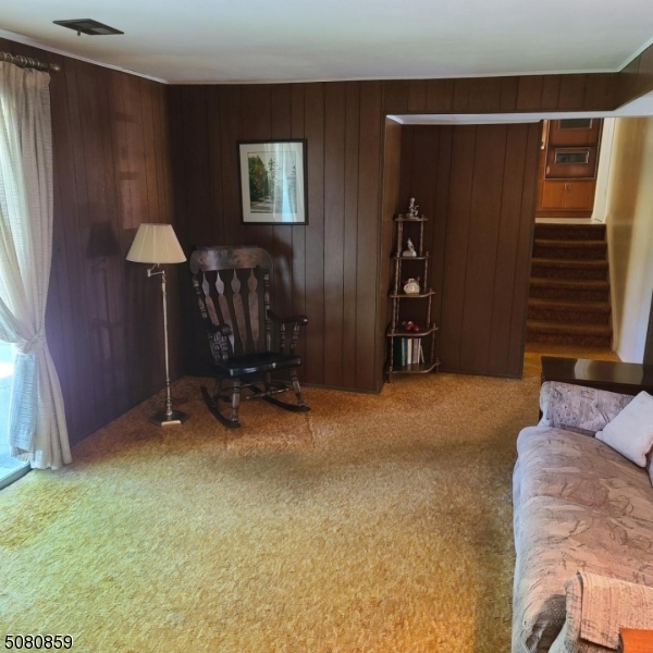 WHIPPANY - Residential