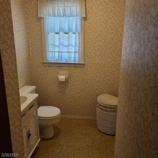 WHIPPANY - Residential
