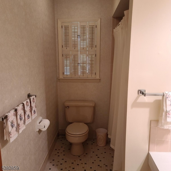 WHIPPANY - Residential
