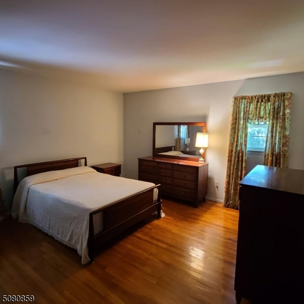 WHIPPANY - Residential