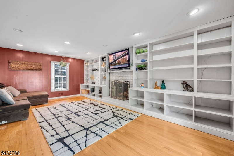 Shongum Lake - Residential