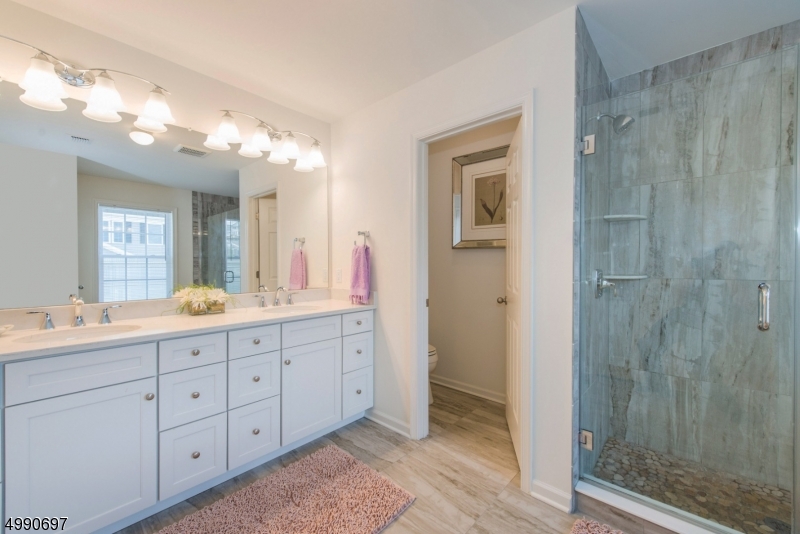 Columbia Park Residences - Residential