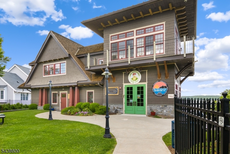 Lakeview - Residential