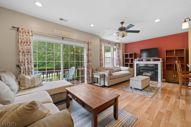 Riverwalk - Residential