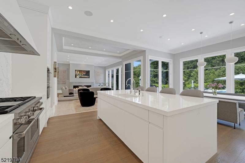 Bel Air - Residential