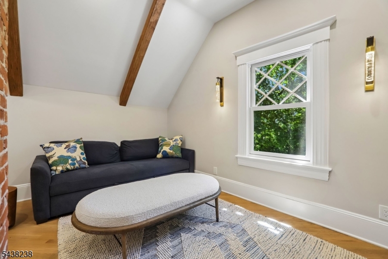 Oak Ridge - Residential