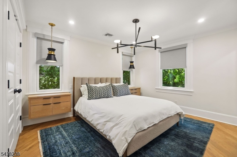 Oak Ridge - Residential
