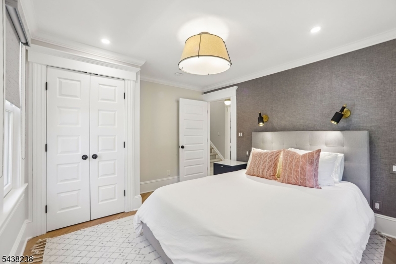 Oak Ridge - Residential