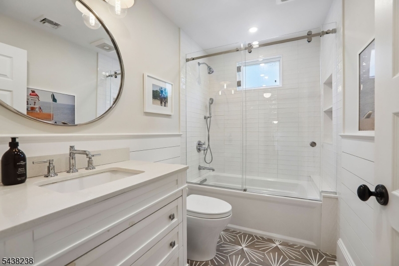 Oak Ridge - Residential