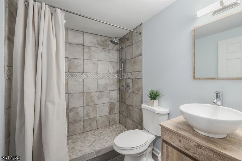 Kensington Sqaure - Residential