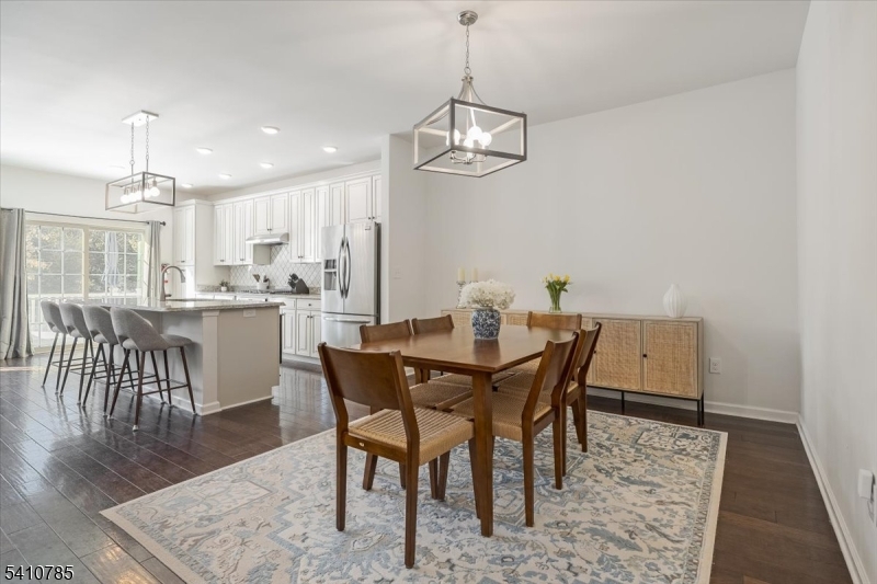 Kensington Sqaure - Residential