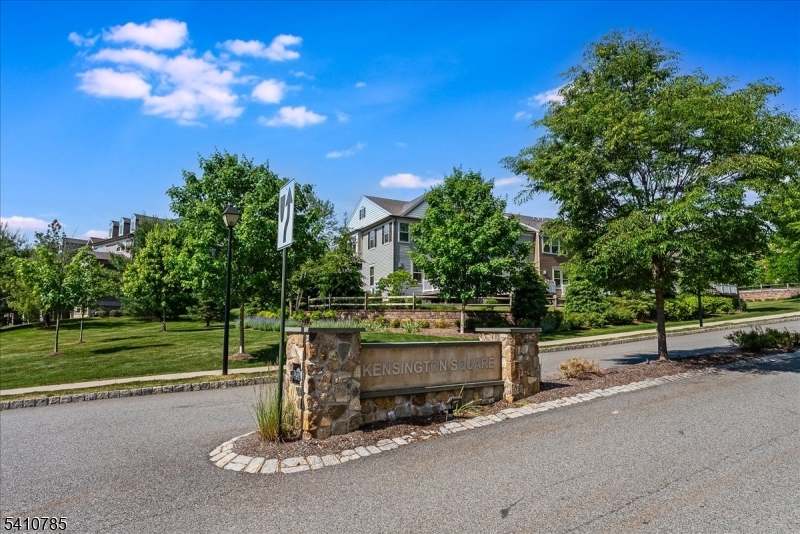 Kensington Sqaure - Residential