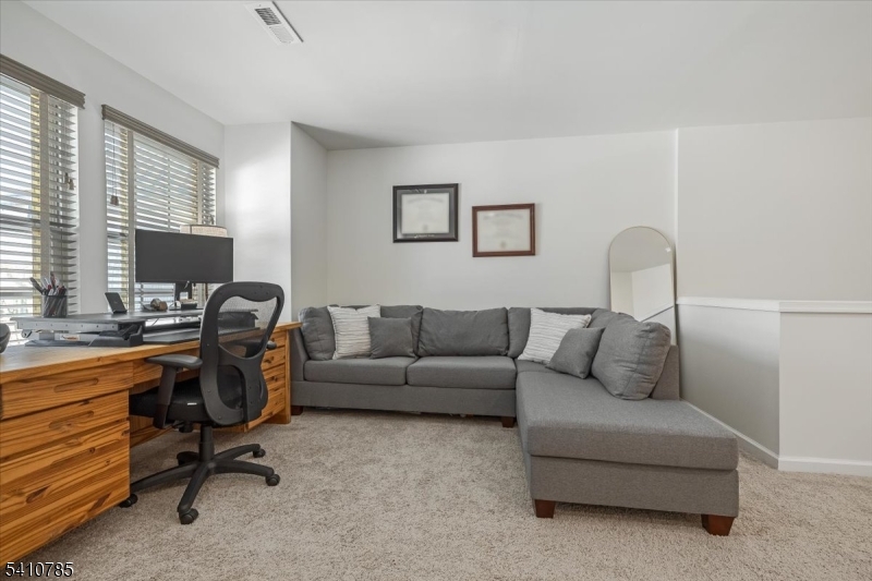 Kensington Sqaure - Residential