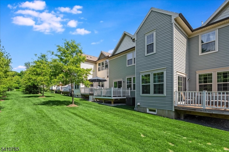 Kensington Sqaure - Residential