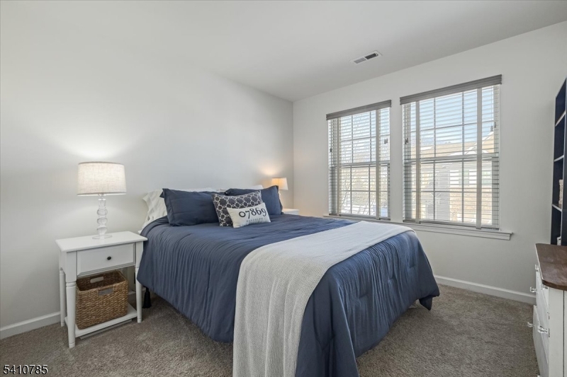 Kensington Sqaure - Residential