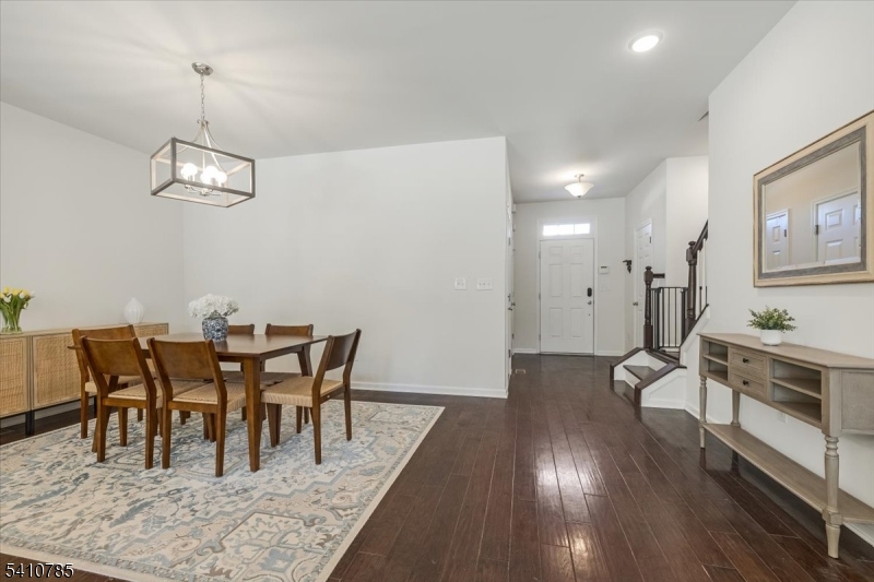 Kensington Sqaure - Residential