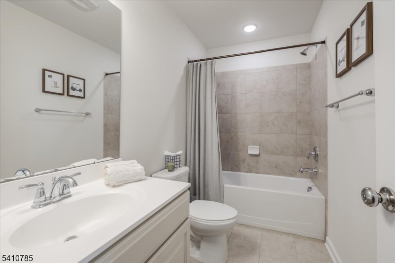 Kensington Sqaure - Residential