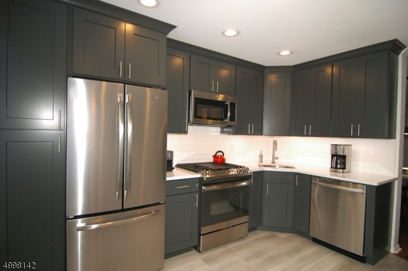 SEASONS GLEN - Residential