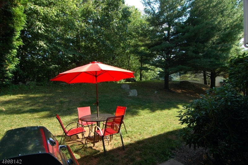 SEASONS GLEN - Residential