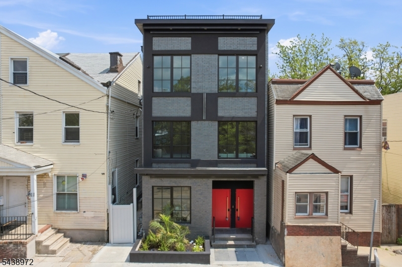 Bergen Lafayette - Residential