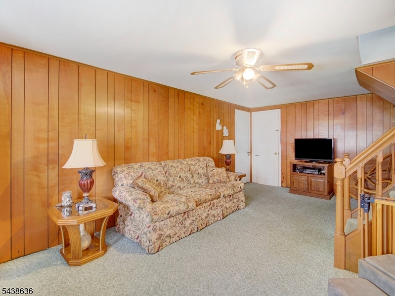 Opportunity awaits in this 3-bedroom, 1.5-bath split-level home situated on an oversized corner lot in a desirable Boulevard location. Bursting with potential, this home offers a spacious layout and solid bones, making it the perfect project for buyers looking to add their personal touch. Features include generous living spaces, ample yard space, and endless possibilities for renovation and customization. Conveniently located near shopping, dining, schools, and major transportation routes.