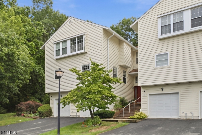 Hampton Commons - Residential
