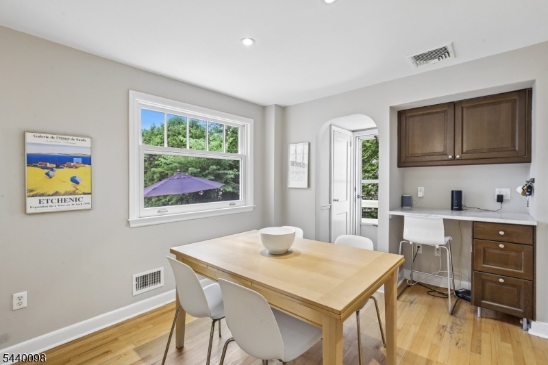 Knollwood - Residential