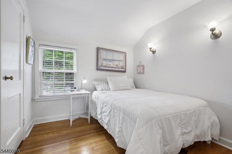 Knollwood - Residential