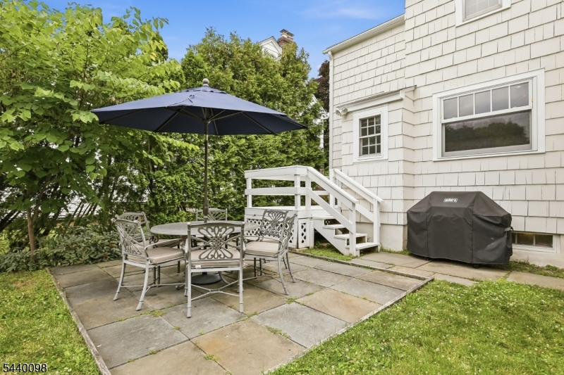 Knollwood - Residential