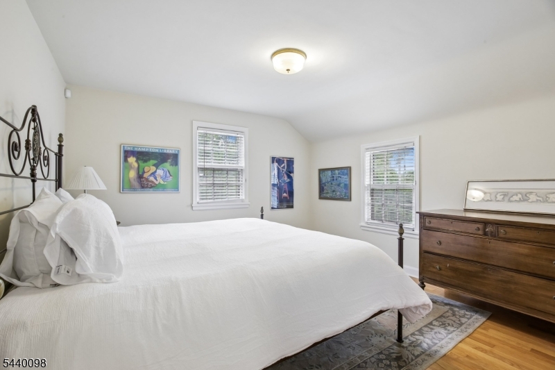 Knollwood - Residential