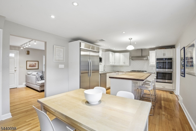 Knollwood - Residential