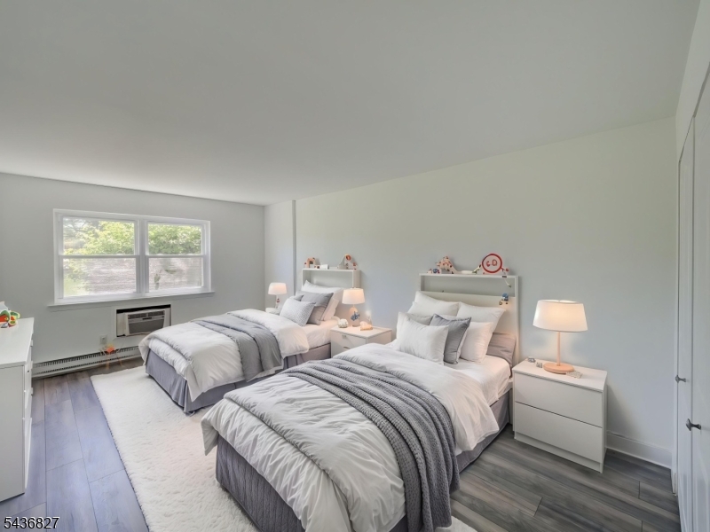 Claremont Hills - Residential