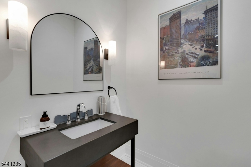 Hartshorn - Residential