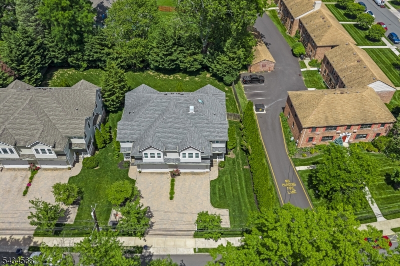 Villas - Residential