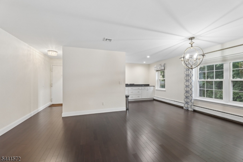 Hereaige Arms - Residential Lease
