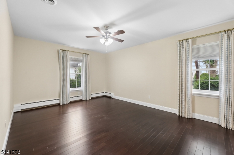 Hereaige Arms - Residential Lease