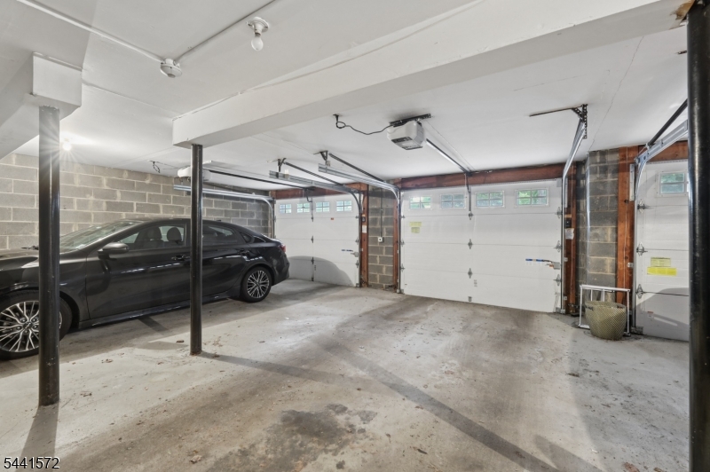 Hereaige Arms - Residential Lease