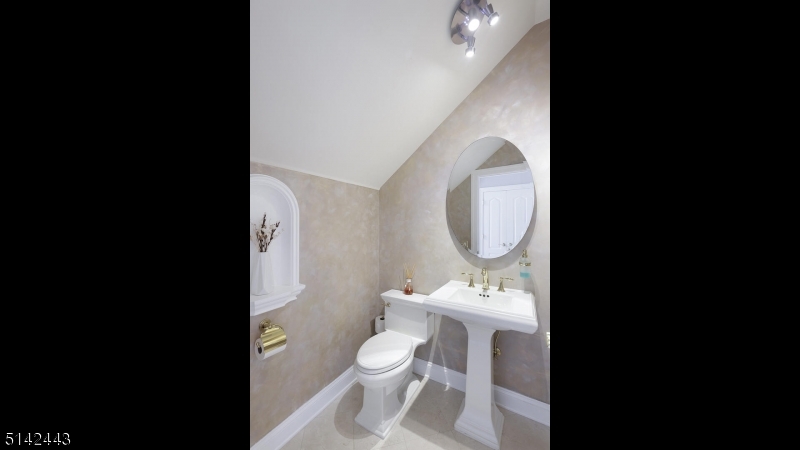 Winding Ridge - Residential