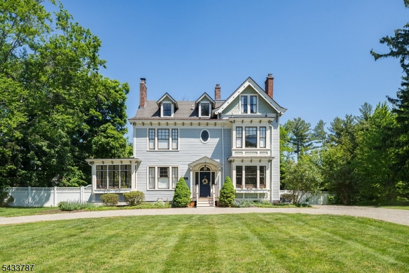 Washington's Headquarters - Residential
