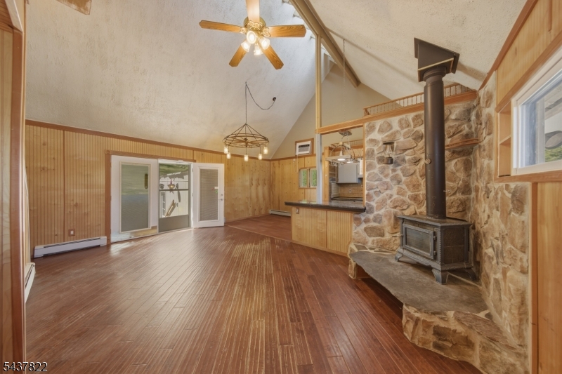 Vernon Valley Lake - Residential
