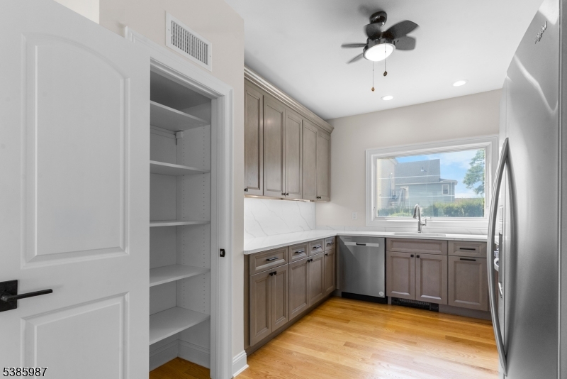 The Estates at 5th Avenue - Residential