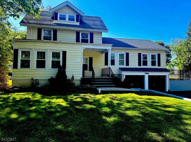 Beautiful farmhouse Colonial rental offering four spacious bedrooms and three full baths. This home features beautiful hardwood floors, updated kitchen and baths, stainless steel appliances, and a flexible layout with plenty of space for today's lifestyle needs.Enjoy a spacious backyard perfect for entertaining, along with a convenient location close to major highways and a bus stop right in front with service to New York City, making commuting easy. Located in desirable Westfield, known for its vibrant downtown, great restaurants, shopping, and charm.  Tenant toprovide their own Washer & Dryer,& window AC units