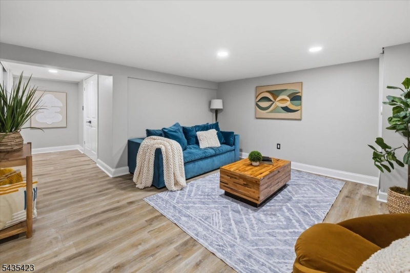 Englishtown - Residential